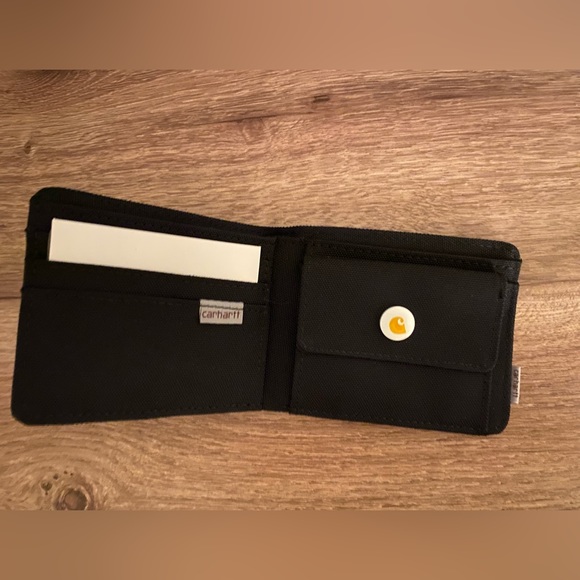 COPY - Carhart wallet - Picture 2 of 2